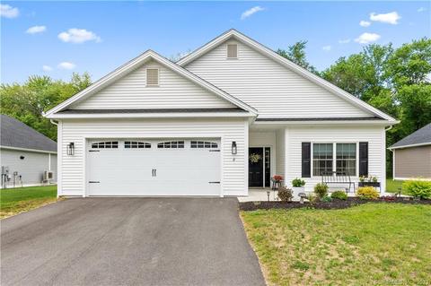8 Grace Ln #8, Plainfield, CT 06374
