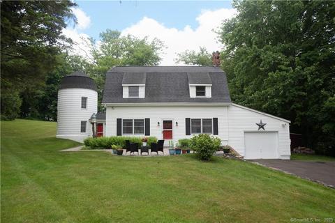 9 Tory Ln # a, Newtown, CT 06470