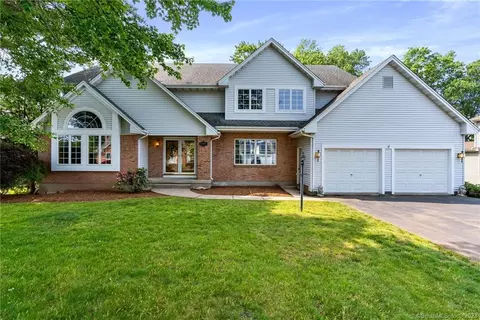 23 Liberty Hl, Wethersfield, CT 06109
