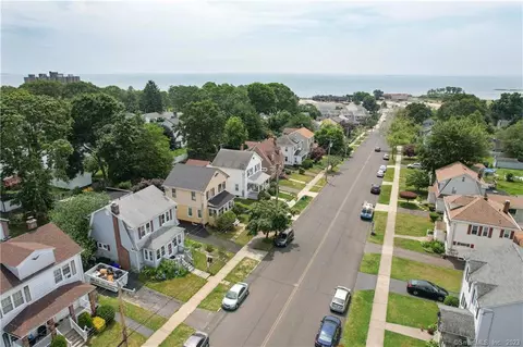 95 Kelsey Ave, West Haven, CT 06516