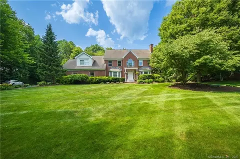 295 Oregon Rd, Cheshire, CT 06410