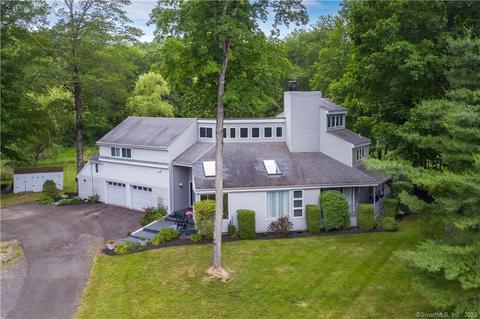 1280 West St, Guilford, CT 06437