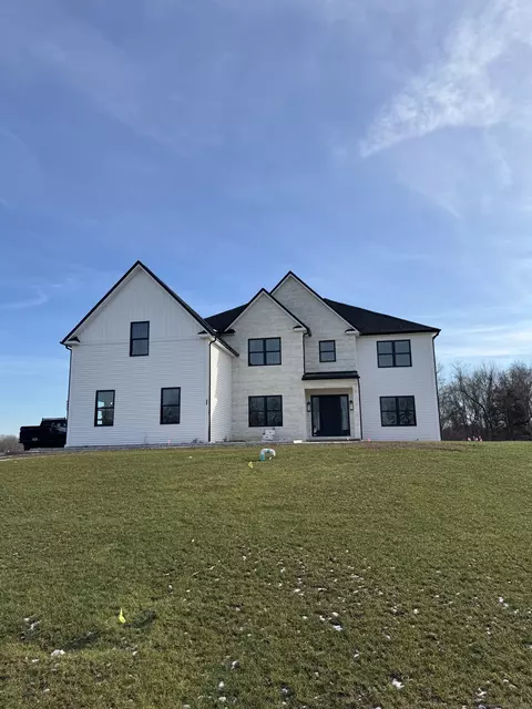11 Empire Ct #18, Cheshire, CT 06410