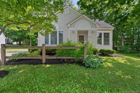 60 Cantor Ln, Torrington, CT 06790