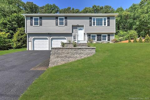 66 Benz St, Ansonia, CT 06401