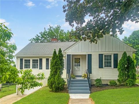94 High St, Wallingford, CT 06492