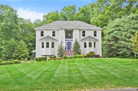 25 Nickel Pl, Monroe, CT 06468