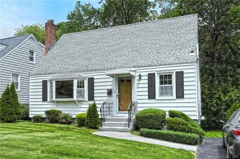 129 Lake St, West Haven, CT 06516