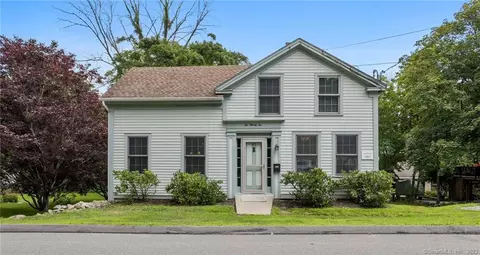 292 High St, Groton, CT 06355