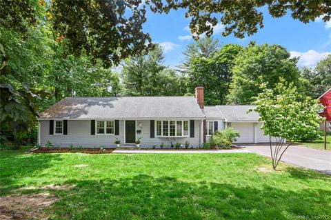 78 Randall Dr, Trumbull, CT 06611