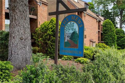 38 N Main St #17, West Hartford, CT 06107