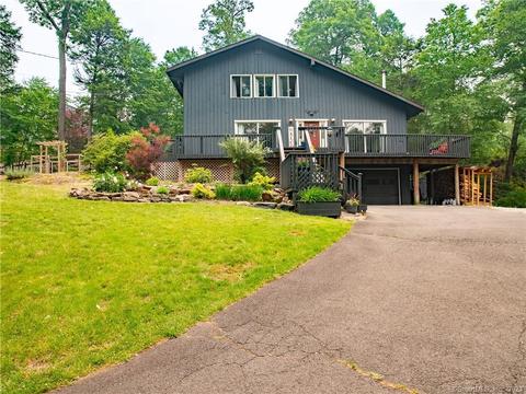 48 Inglenook Rd, New Fairfield, CT 06812