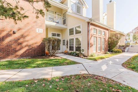 45 Carriage Crossing Ln #45, Middletown, CT 06457