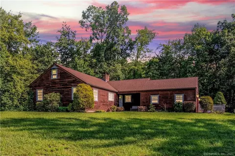 16 Highfield Dr, Burlington, CT 06013