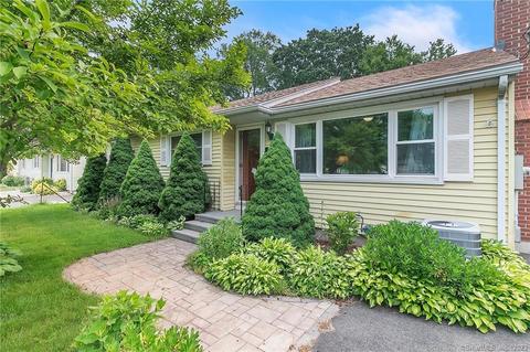 98 Brussels Ave, Wethersfield, CT 06109