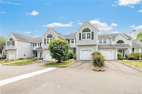 24 Rivendell Dr #24, Shelton, CT 06484