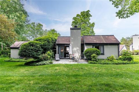 944 Heritage Vlg #A, Southbury, CT 06488