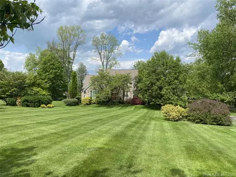 24 Farm Rd, Sherman, CT 06784