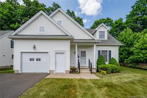 2 Robinwood Rd #2, Bristol, CT 06010