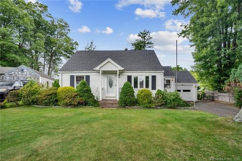71 Sorries Ct, Meriden, CT 06451