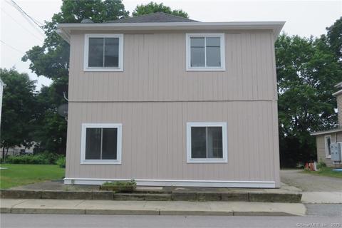 62 Battey St, Putnam, CT 06260