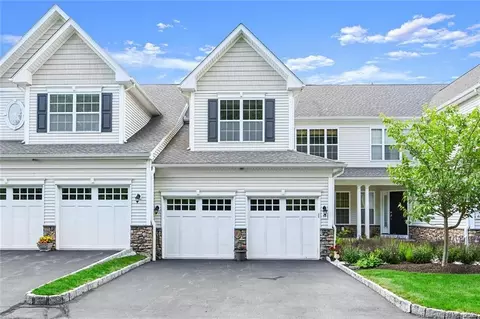 59 Hidden Brook Trl #59, Bethel, CT 06801