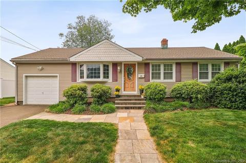 55 Pasadena Ave, Stratford, CT 06614
