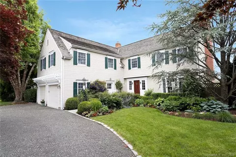 150 Dolphin Cove Quay Quay, Stamford, CT 06902