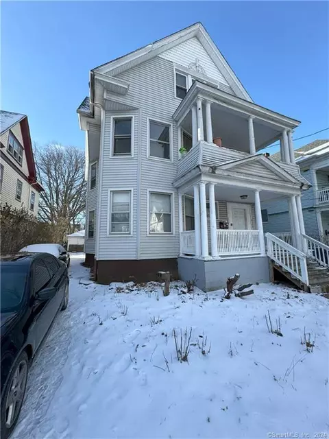 208 Maple St, New Haven, CT 06511