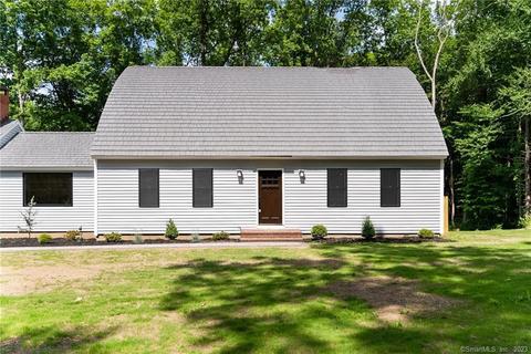 69 Forest Hills Dr, Farmington, CT 06032