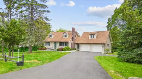 54 Chestnut Hill Rd, Ridgefield, CT 06877