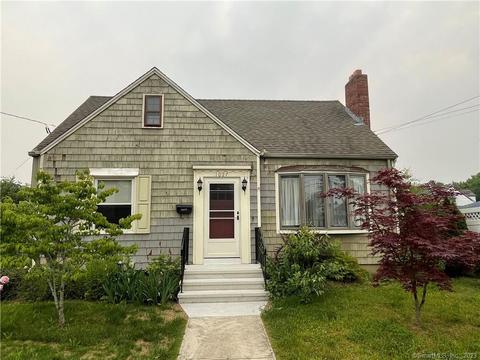 1027 Winchester Ave, Hamden, CT 06514
