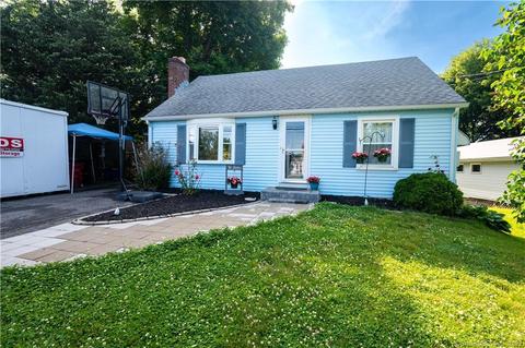 156 Maple Ave, Meriden, CT 06450