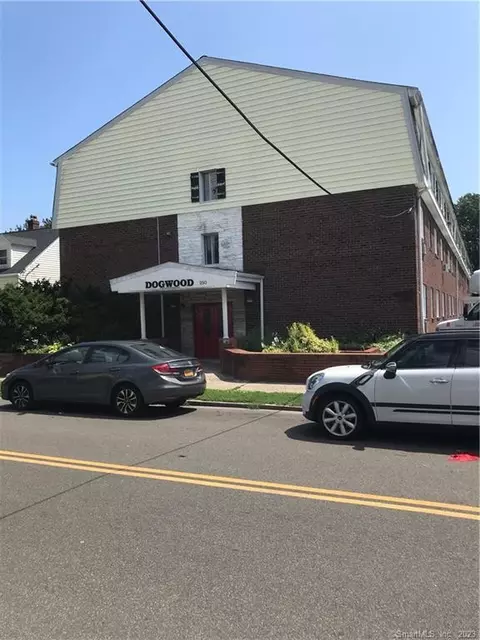 250 N Bishop Ave #11, Bridgeport, CT 06610