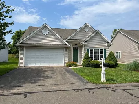 24 Grand Blvd #24, Ellington, CT 06029
