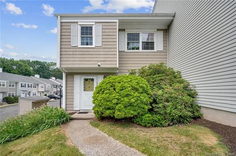 93 Park Ave #1008, Danbury, CT 06810