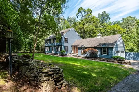 9 Fawn Hill Rd, Killingworth, CT 06419