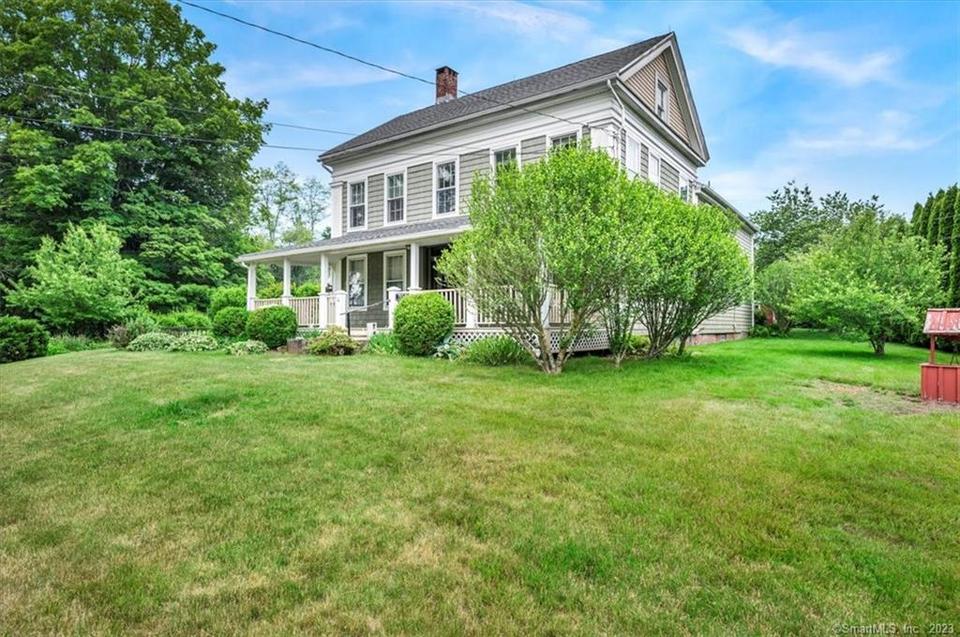 4 Norton Rd, East Windsor, CT 06016 39 Photos Movoto