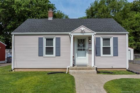62 Essex St, Manchester, CT 06040
