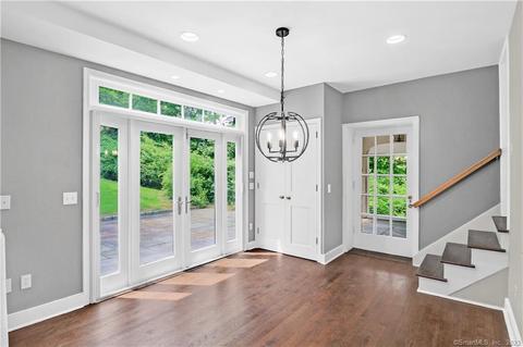 55 Mountain Rd, Wilton, CT 06897