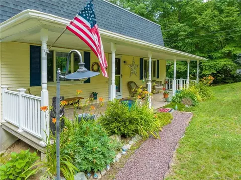 50 Richardson Hill Rd, Griswold, CT 06351