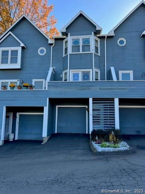 167 Old Foxon Rd #50, New Haven, CT 06513
