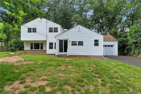 55 Sanford St, Hamden, CT 06514