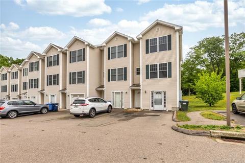 41 Palmer St #26, Norwich, CT 06360