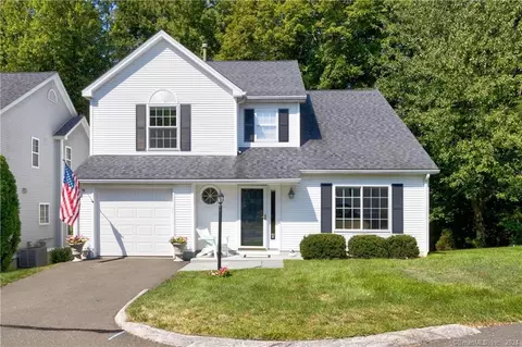 95 Intervale Rd #31, Stamford, CT 06905