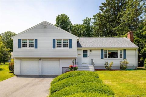 15 Eddy Ln, Newington, CT 06111