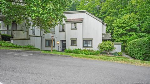 129 Heritage Vlg #A, Southbury, CT 06488