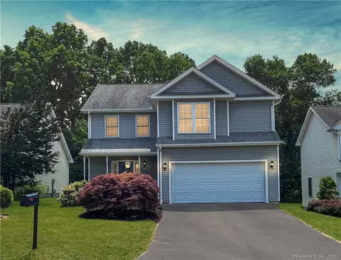 36 Lenox Dr, Glastonbury, CT 06033