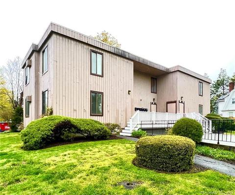 21 W Main St #C1, Norwalk, CT 06851