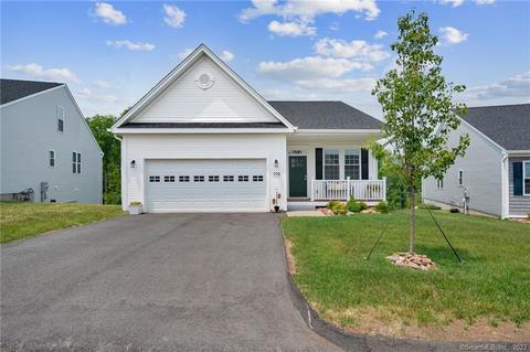 106 Webster Ln #106, Middletown, CT 06457